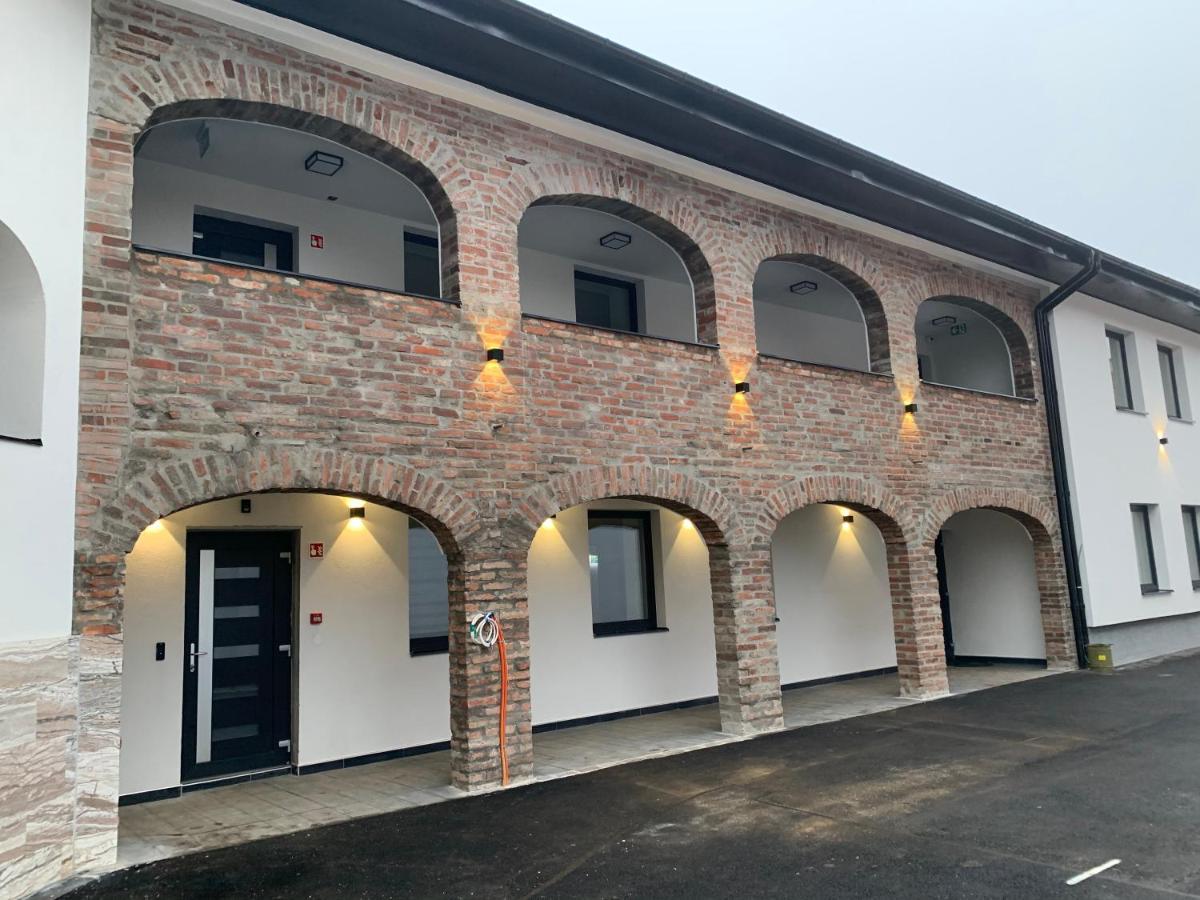 M70 Apartmanhaz Miskolc Dış mekan fotoğraf