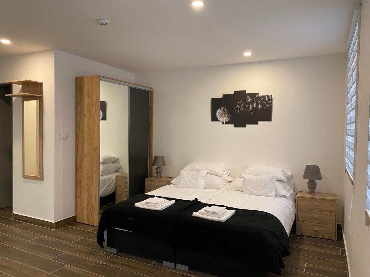 M70 Apartmanhaz Miskolc Dış mekan fotoğraf