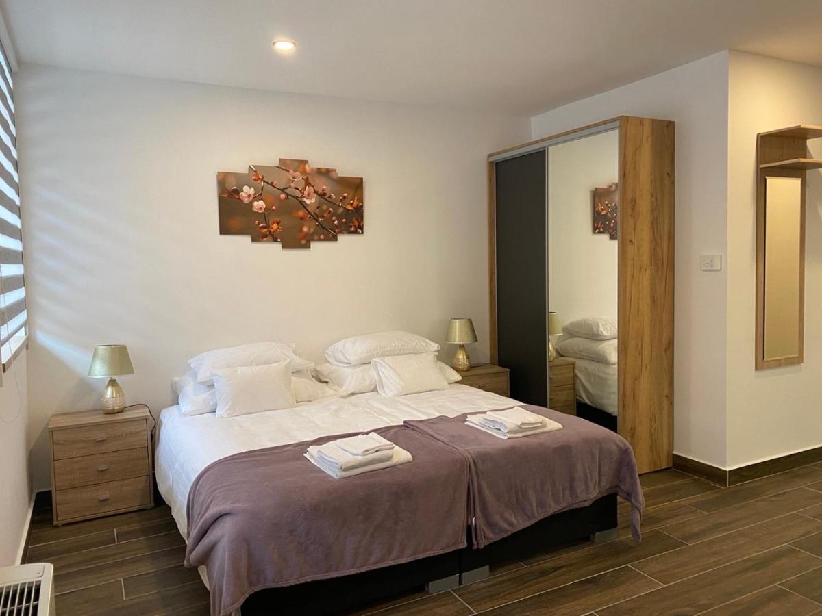 M70 Apartmanhaz Miskolc Dış mekan fotoğraf