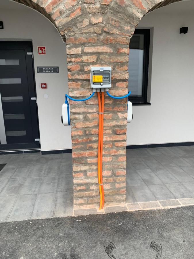 M70 Apartmanhaz Miskolc Dış mekan fotoğraf
